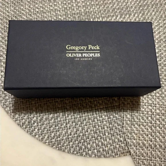 Oliver Peoples - Gregory Peck Sun - 47 - Black / Black - Picture 2 of 8